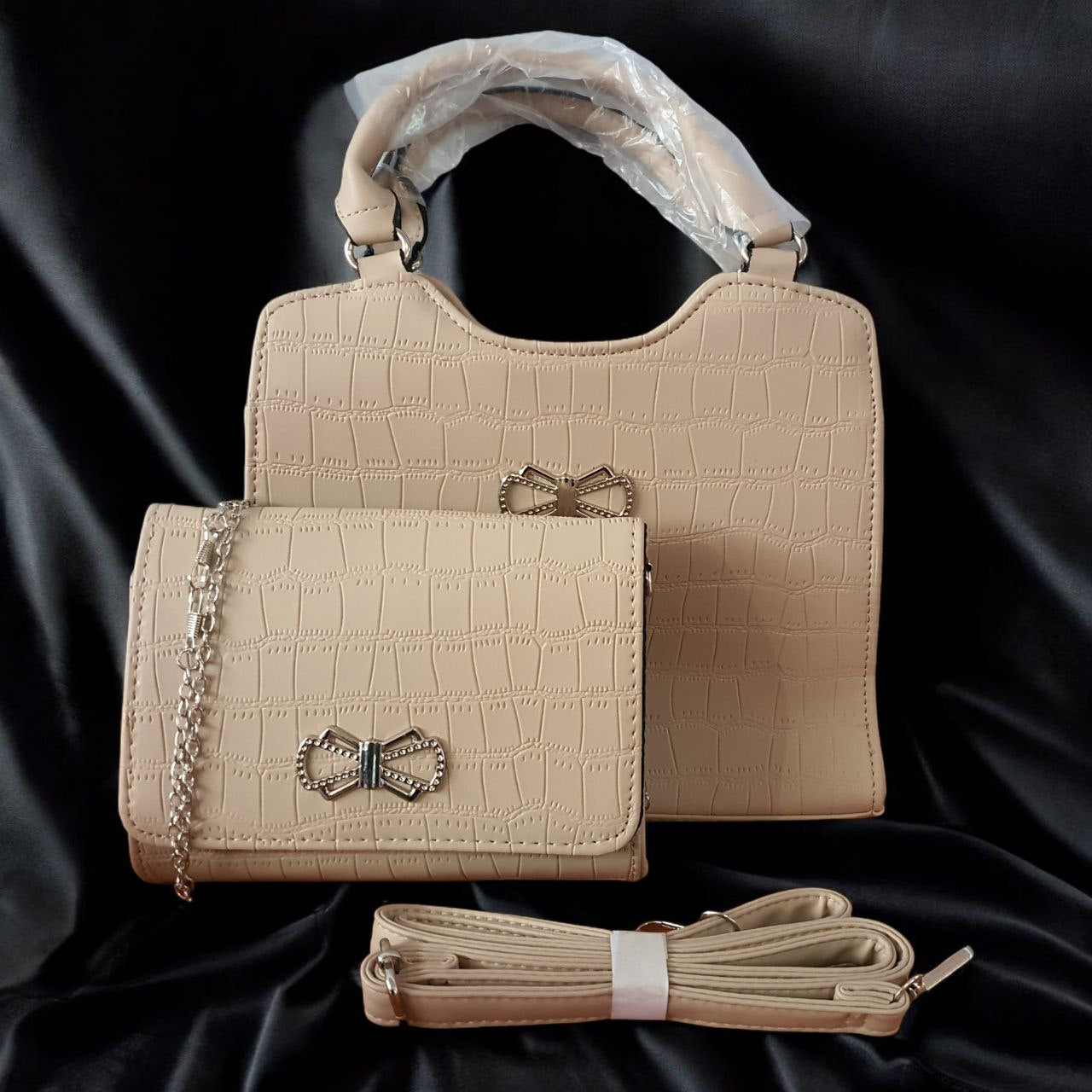 Gray helmet for bikers