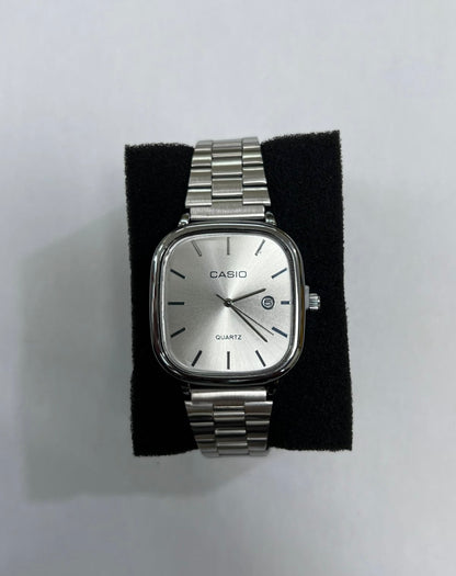 Gray helmet for bikers